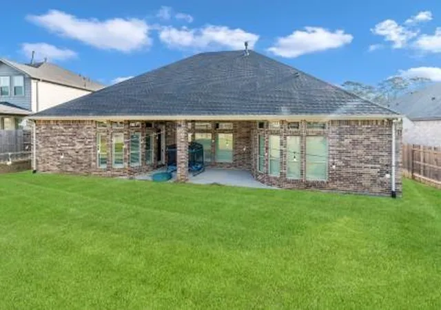 5th image of 1014 Lakemont Bend Ln, Pinehurst, TX 77362 | MLS# 65834068