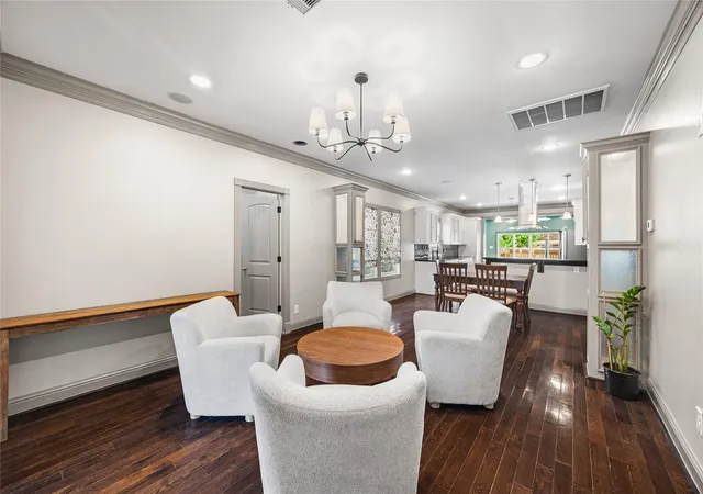 5th image of 608 Jewett St, Houston, TX 77009 | MLS# 5661062