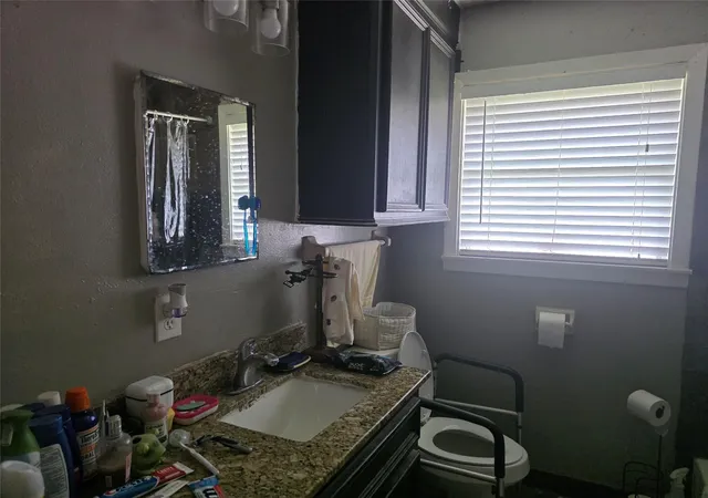 13th image of 10319 Lafferty Oaks St, Houston, TX 77013 | MLS# 38978349
