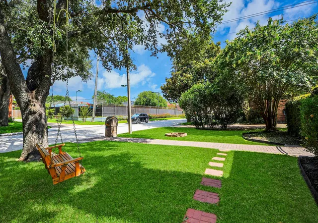 3rd image of 3238 Ashton Park Dr, Houston, TX 77082 | MLS# 22852581