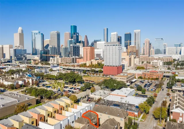 24th image of 2304 Jackson St, Houston, TX 77004 | MLS# 62275205