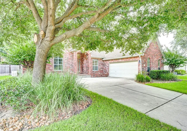 Photo 3 of Single family home for sale at 257 Palais Verde Rd, Montgomery, TX 77356 | MLS# 8463554 | Listing updated on 2026-08-14