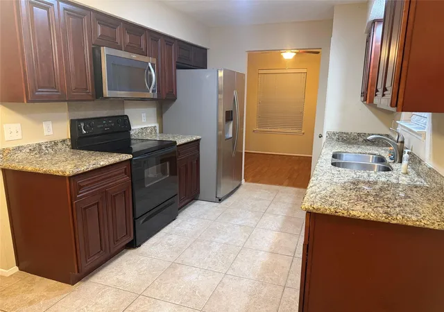 Photo 3 of Single family home for sale at 9415 Kilrenny Dr, Spring, TX 77379 | MLS# 10365671 | Listing updated on 2026-09-15