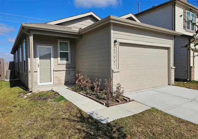 2nd image of 6755 Forbes Run Dr, Houston, TX 77075 | MLS# 26546327