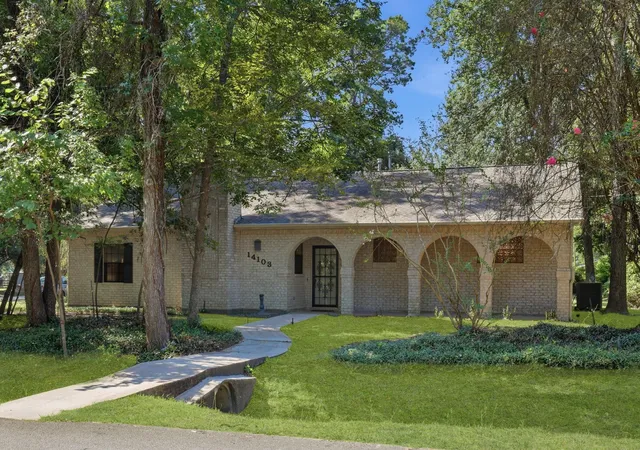 2nd image of 14103 Carneswood Dr, Tomball, TX 77375 | MLS# 27811870
