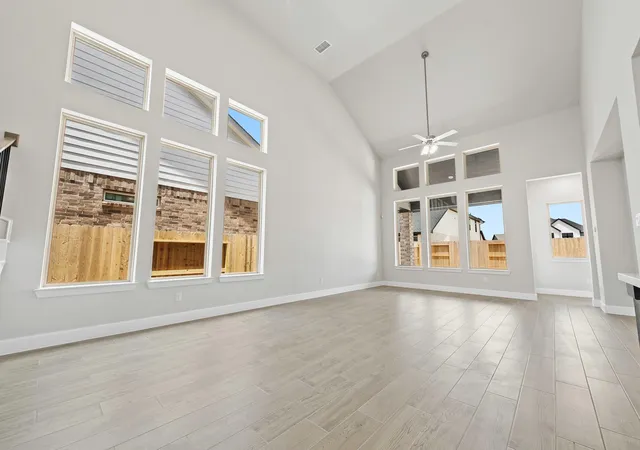 Photo 3 of Single family home for sale at 218 Yellow Rosewood Ln, New Caney, TX 77357 | MLS# 10730256 | Listing updated on 2026-09-19
