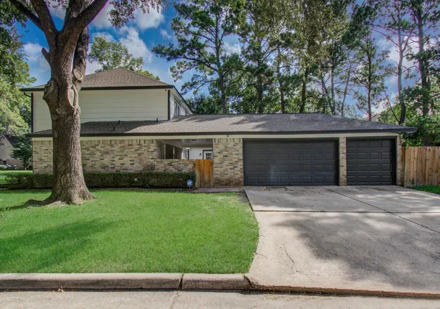 Photo 3 of Single family home for sale at 4735 Theall Rd, Houston, TX 77066 | MLS# 73482970 | Listing updated on 2026-09-03