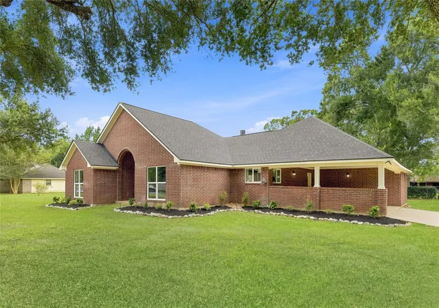 image of 1002 Ransom St, Anahuac, TX 77514 | MLS# 73919985