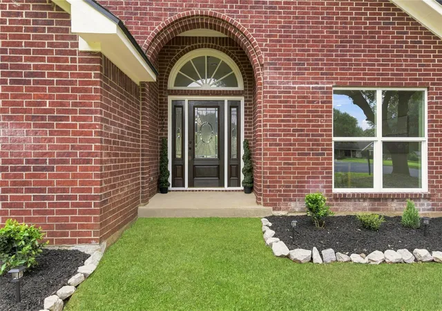 image of 1002 Ransom St, Anahuac, TX 77514 | MLS# 73919985