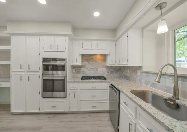 Photo 4 of Single family home for sale at 13615 Pepper Knoll Dr, Houston, TX 77065 | MLS# 34429573 | Listing updated on 2026-09-11