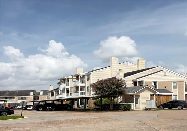 Photo 1 of Condo for sale at 2750 Holly Hall St #1714, Houston, TX 77054 | MLS# 14378932 | Listing updated on 2026-08-13