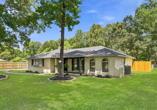 Photo 3 of Sale Pending at 22077 Stoneridge Dr, Porter, TX 77365 | MLS# 95776251 | Listing updated on 2026-09-12
