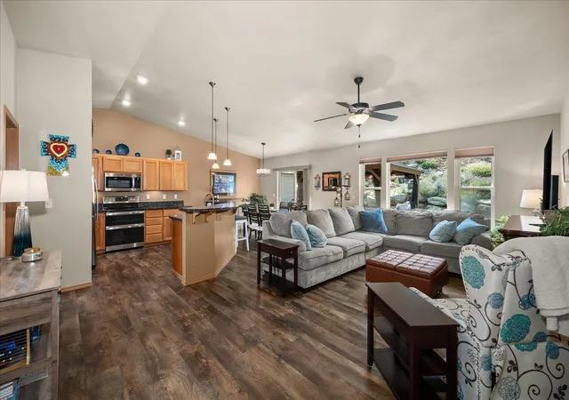 3rd image of 4912 E 15Th Ave, Spokane Valley, WA 99212 | MLS# 202621866