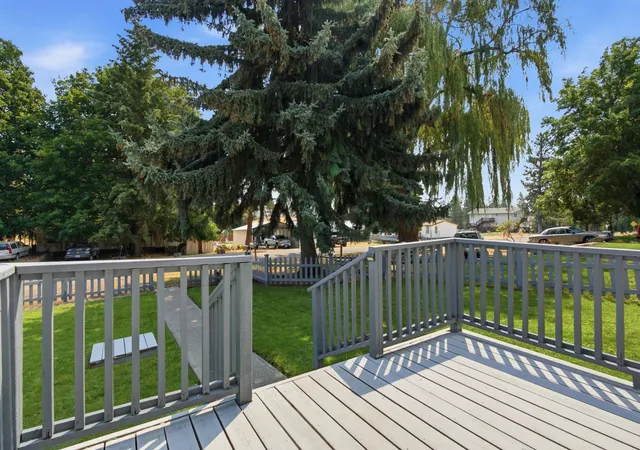 4th image of 415 N Silver Lake Ave, Medical Lake, WA 99022 | MLS# 202622059