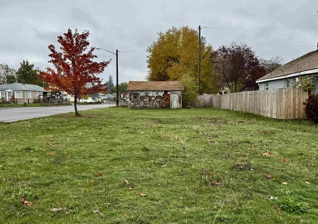 1st image of 5826 N Madison St, Spokane, WA 99205 | MLS# 202622325