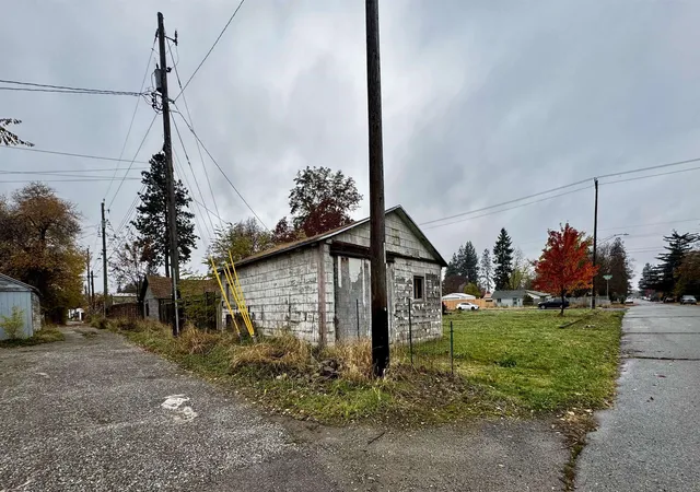 9th image of 5826 N Madison St, Spokane, WA 99205 | MLS# 202622325