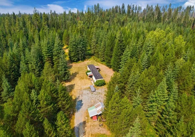 2nd image of 1319 Kings Lake Rd, Usk, WA 99180 | MLS# 202622332