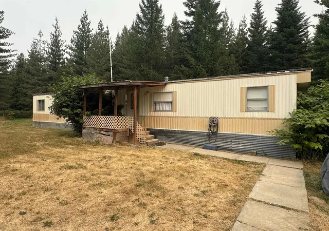 Photo 3 of Manufactured home for sale at 1319 Kings Lake Rd, Usk, WA 99180 | MLS# 202622332 | Listing updated on 2026-08-16