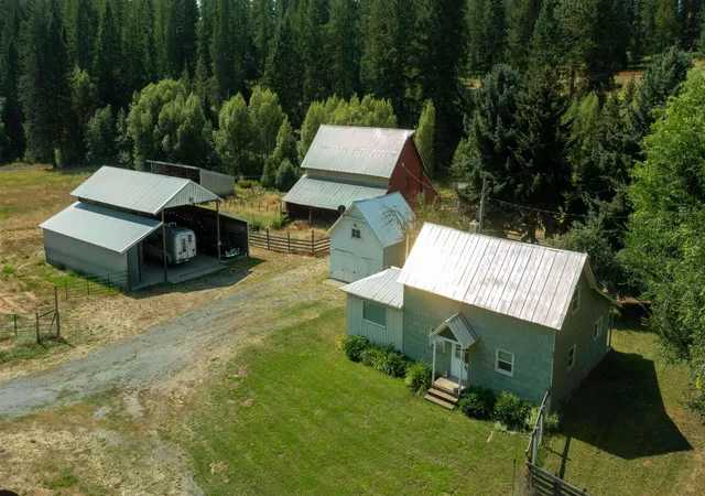 image of 3066 Wrights Valley Rd, Chewelah, WA 99109 | MLS# 202622678