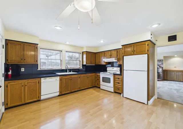 4th image of 24224 N Dalton Rd, Deer Park, WA 99006 | MLS# 202622743