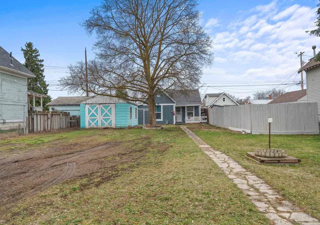 image of 2009 W Mansfield Ave, Spokane, WA 99205 | MLS# 202622758