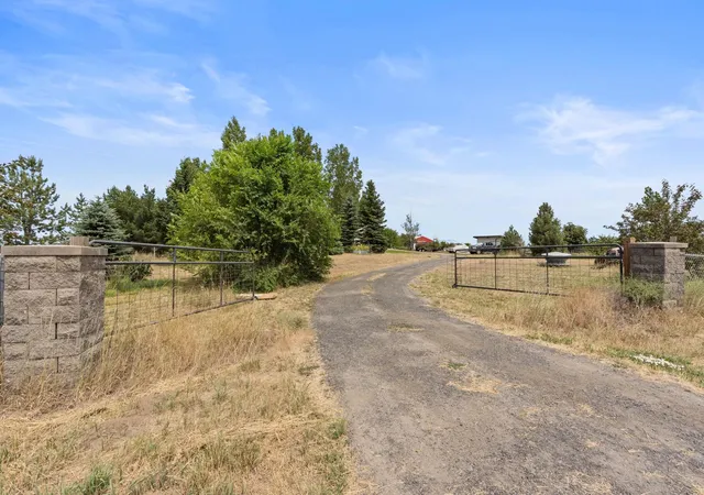 50th image of 15906 W Deno Rd, Medical Lake, WA 99022 | MLS# 202622799