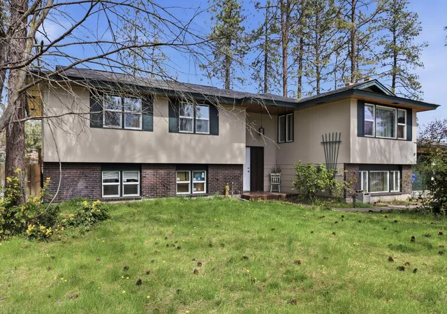 1st image of 318 W Spruce Ct, Spokane, WA 99218 | MLS# 202623029