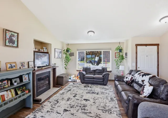 5th image of 1038 S West Dr, Airway Heights, WA 99001 | MLS# 202623032