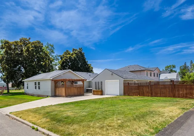 4th image of 306 W 3Rd St, Cheney, WA 99004 | MLS# 202623038