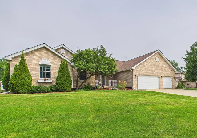 1st image of 9260 Elm Ave, Mokena, IL 60448 | MLS# 12318698