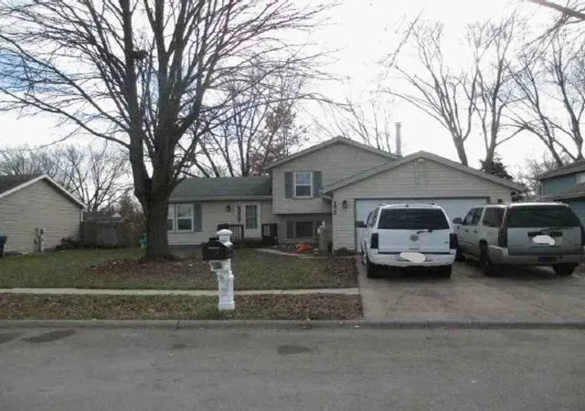 2nd image of 172 Anita Dr, Bourbonnais, IL 60914 | MLS# 12389294