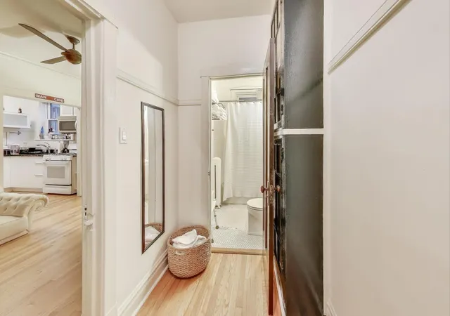 2nd image of 1308 E 56Th St, Chicago, IL 60637