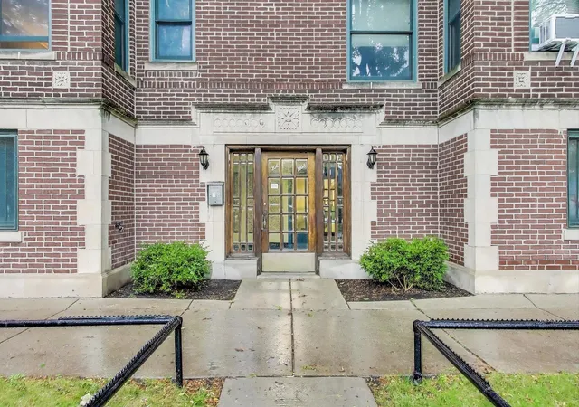 2nd image of 1308 E 56th St #2, Chicago, IL 60637 | MLS# 12462743