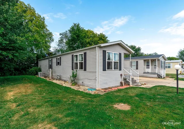 Photo 2 of Manufactured home for sale at 120 Cardinal Ln #A, Sandwich, IL 60548 | MLS# 12467791 | Listing updated on 2026-08-18