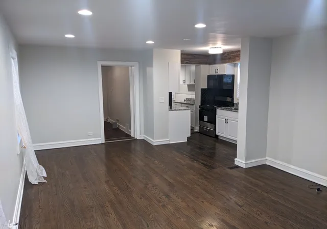 2nd image of 8247 S Wabash Ave, Chicago, IL 60619 | MLS# 12522965