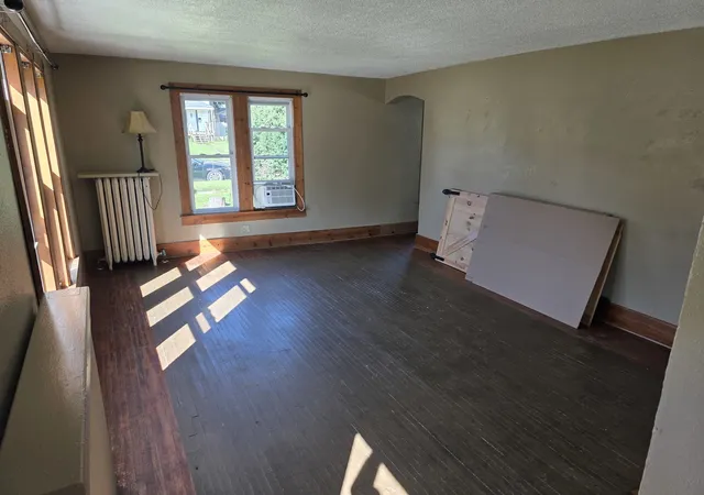 3rd image of 802 E 5Th St, Sterling, IL 61081 | MLS# 12564655