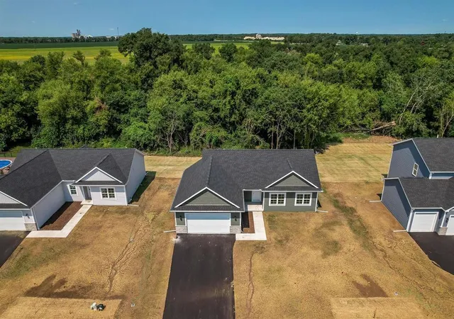 2nd image of 14180 Prairie Commons Ln, South Beloit, IL 61080 | MLS# 12569579