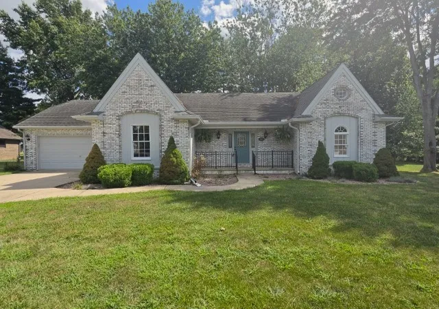 Photo 1 of Single family home for sale at 3405 Piccadilly Ave, Mt Vernon, IL 62864 | MLS# 12598128 | Listing updated on 2026-08-18