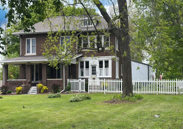 2nd image of 41550 E 100 North Rd, Fisher, IL 61843 | MLS# 12598773