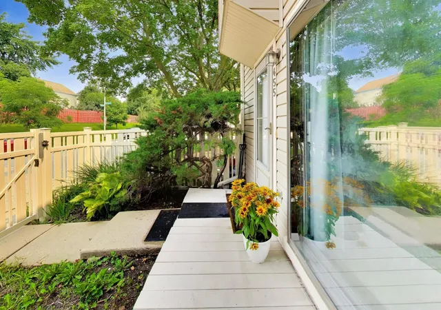 Photo 3 of Condo for sale at 455 Verde Dr #455, Schaumburg, IL 60173 | MLS# 12602763 | Listing updated on 2026-08-31