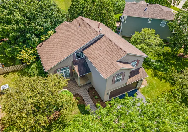 2nd image of 424 Big Cloud Pass, Lake In The Hills, IL 60156 | MLS# 12604319