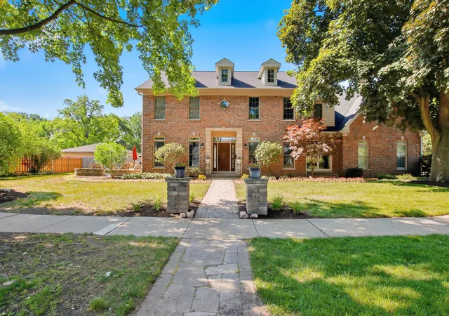 1st image of 2341 Catherine St, Northbrook, IL 60062 | MLS# 12629448