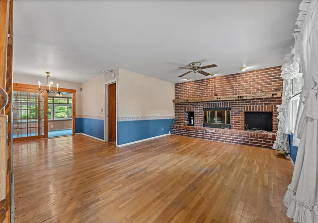 4th image of 1606 Dobbins Dr, Champaign, IL 61821 | MLS# 12630796