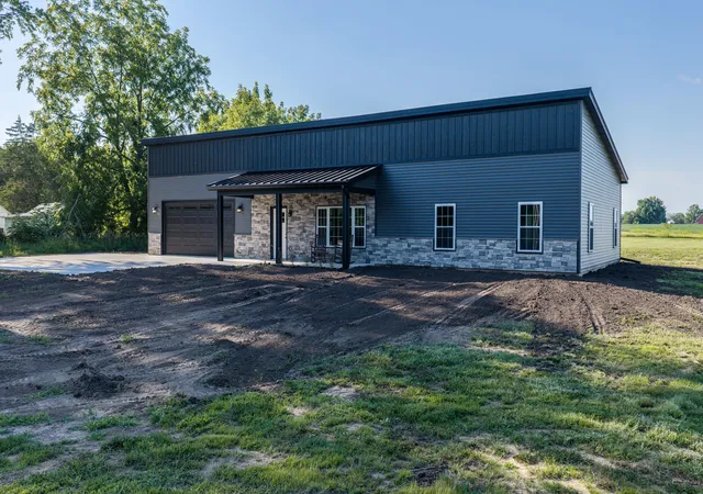 Photo 3 of Single family home for sale at 1854 W Backbone Rd, Princeton, IL 61356 | MLS# 12631275 | Listing updated on 2026-08-25