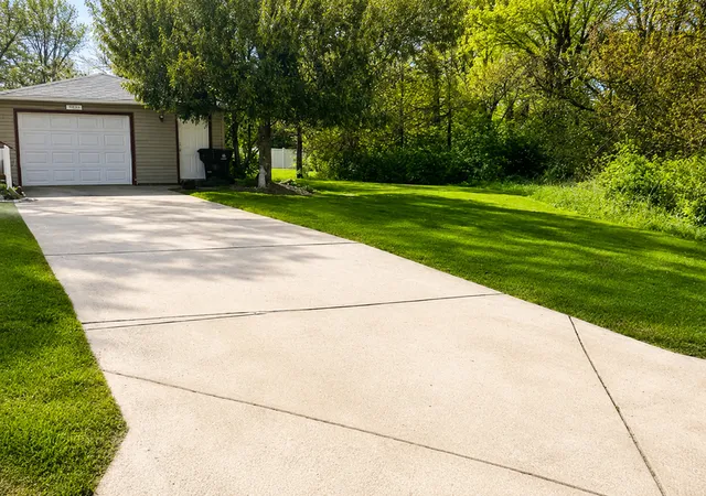 2nd image of 22654 Foxfire Dr, Frankfort, IL 60423 | MLS# 12636722