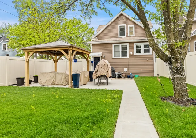 24th image of 1937 S 3rd Ave, Maywood, IL 60153 | MLS# 12640643