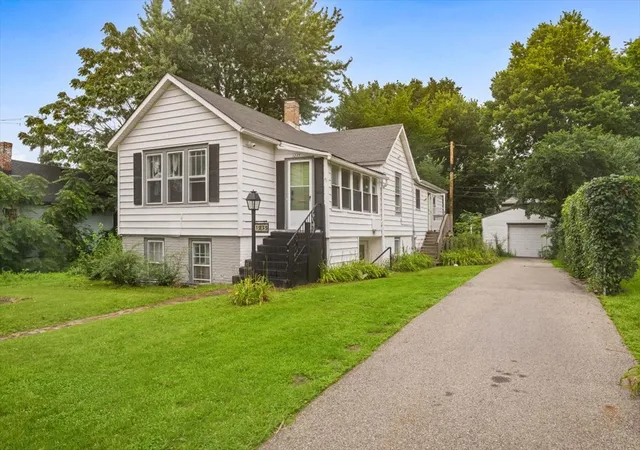 1st image of 1235 Leon Pl, Evanston, IL 60201 | MLS# 12646103