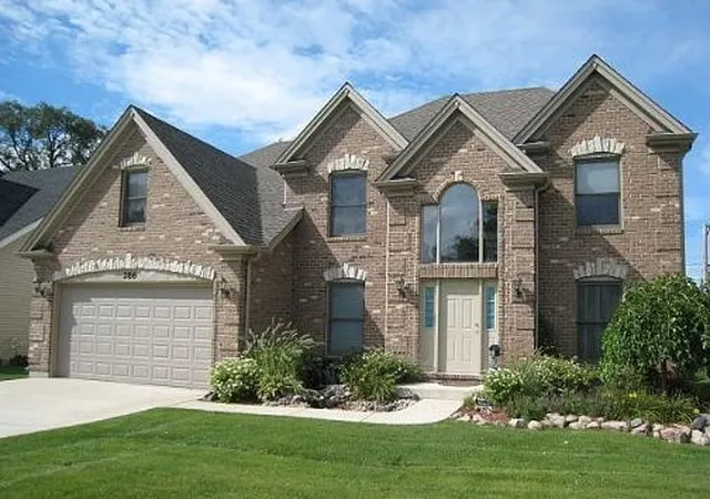 Photo 1 of Single family home for sale at 286 E Armitage Ave, Addison, IL 60101 | MLS# 12647020 | Listing updated on 2026-08-31