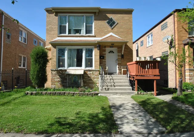 1st image of 4916 W Montrose Ave, Chicago, IL 60641 | MLS# 12647973
