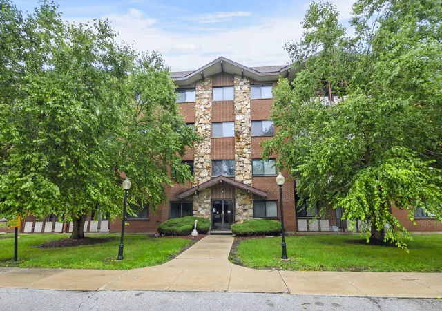 16th image of 2311 183rd St #104, Homewood, IL 60430 | MLS# 12649976